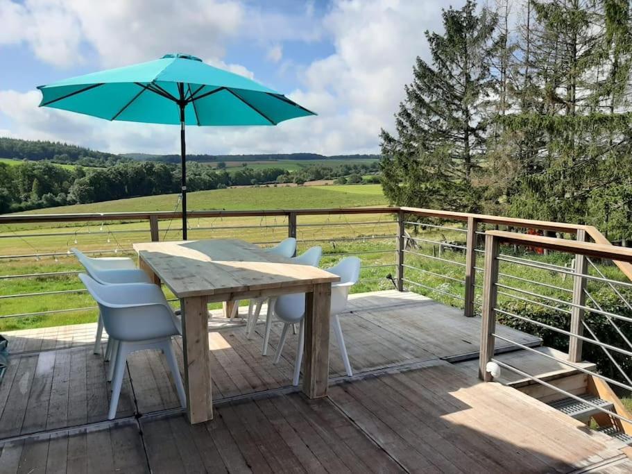 Huis Met Zonneterras, Tuin En Panoramisch Uitzicht Wellin Екстериор снимка