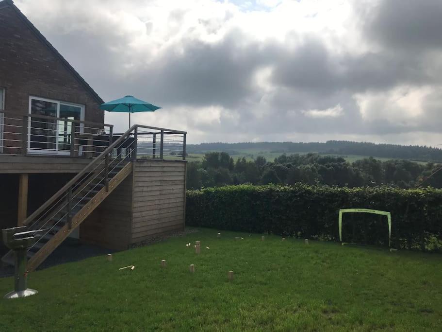 Huis Met Zonneterras, Tuin En Panoramisch Uitzicht Wellin Екстериор снимка